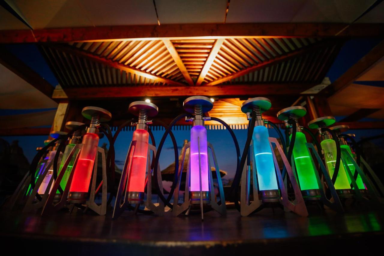 Klajdi Resort & Spa Golem  Luaran gambar A row of lava lamps