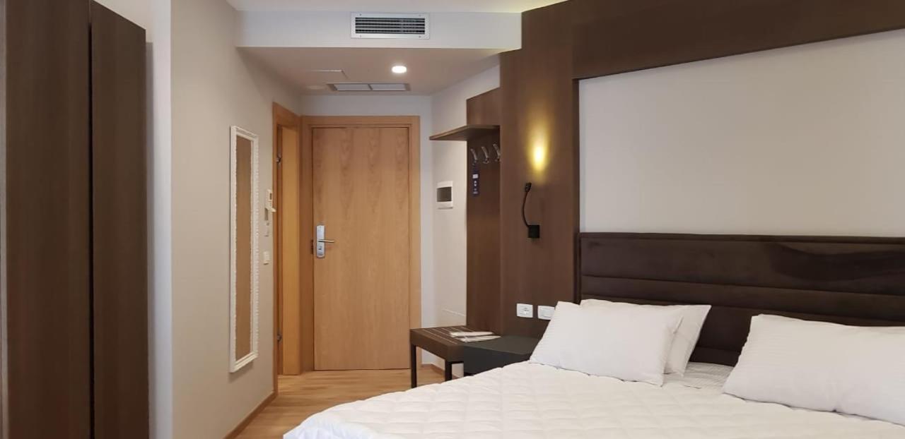 Klajdi Resort & Spa Golem  Luaran gambar A room at the hotel